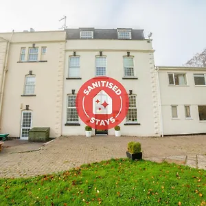 Hotel Manor, Winford